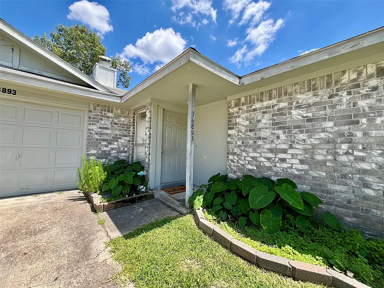 16893 Blue Jay St — Photo 2