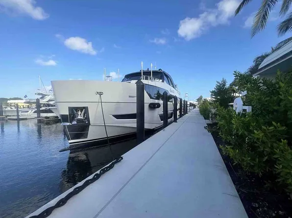 31 Ocean Reef Dr #Hs-f1, Key Largo, FL 33037