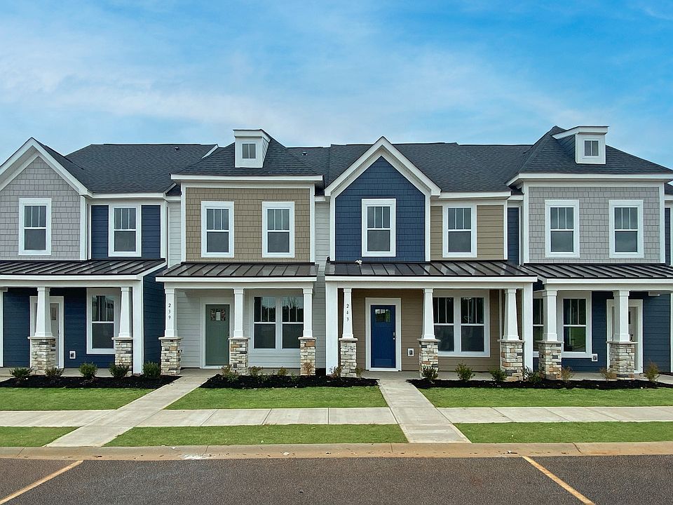 Notable curb appeal and elegant interiors in this reputable community near Anderson, SC