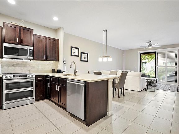4th image of 4212 N Dixie Highway #36