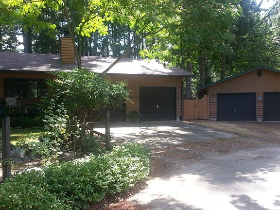 2nd image of 9004 138th St NW