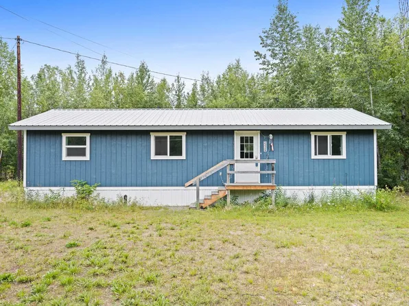 2334 Gunner Ln, Fairbanks, AK 99712