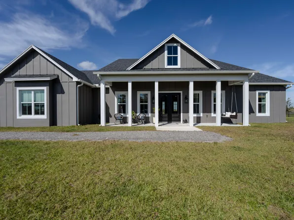 505 N Graves Road, Fort Pierce, FL 34945