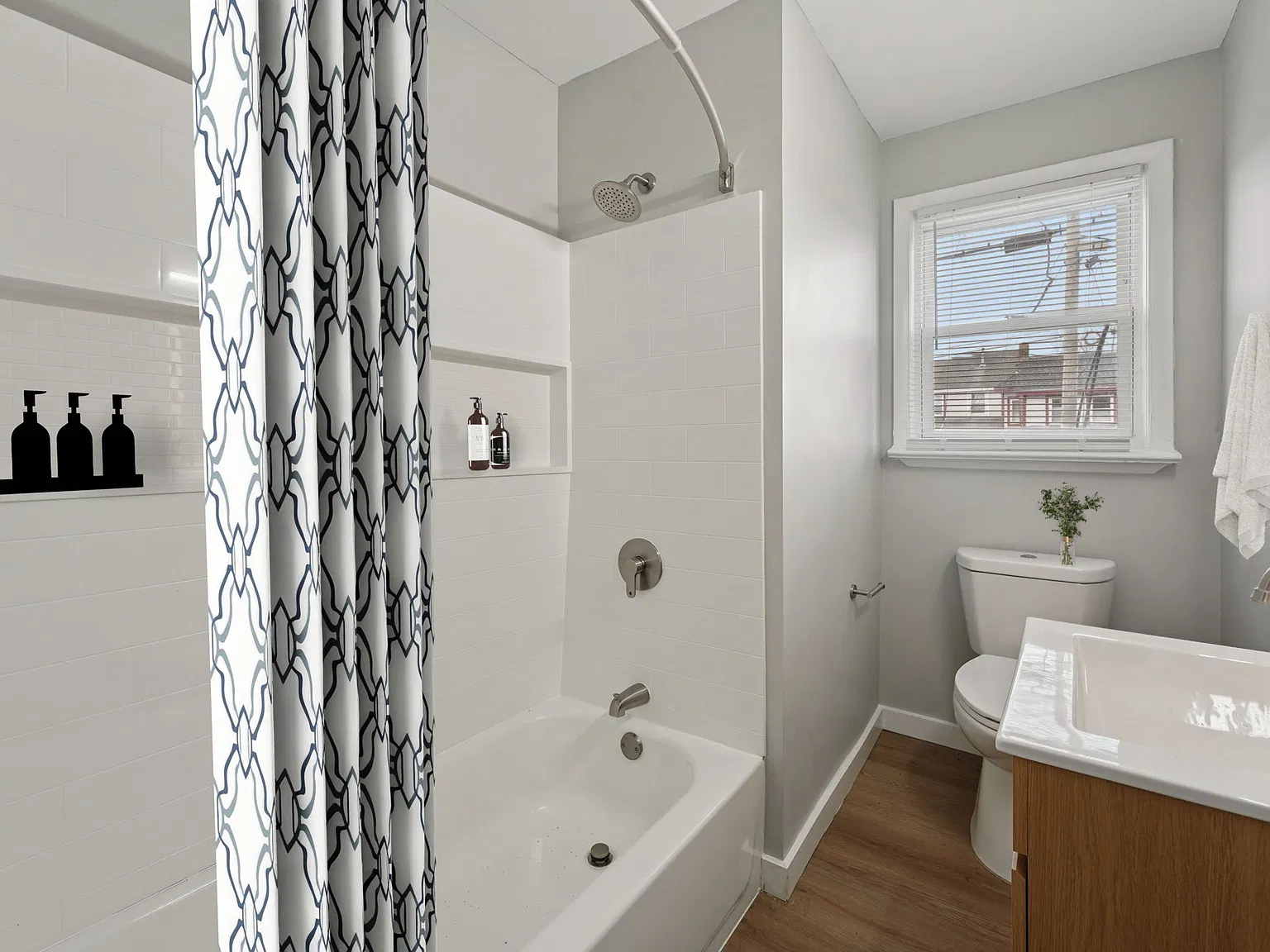 MDR Apartments — Photo 4