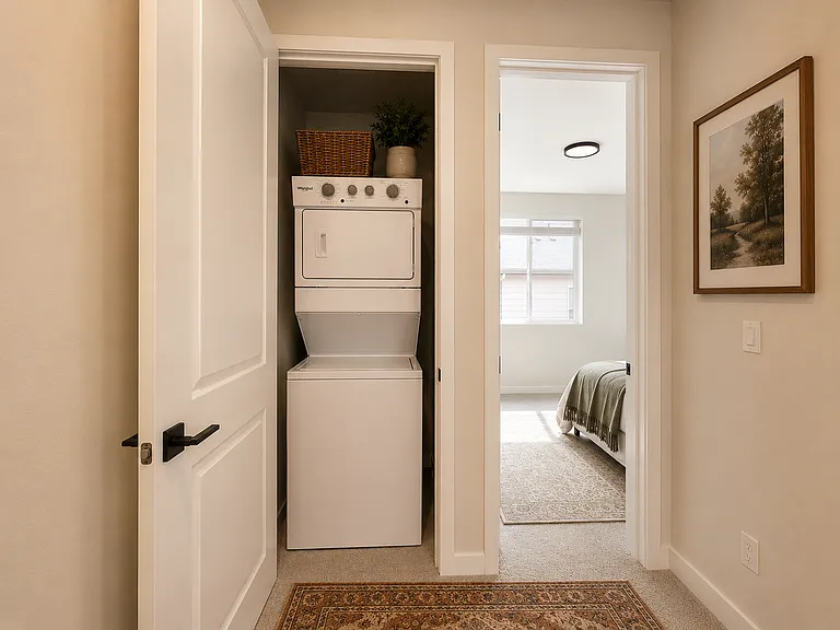 L0533 - D - Reed Place Condos — Photo 9