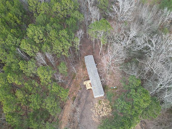 3rd image of 803 Johnny Beavers Trail Rd