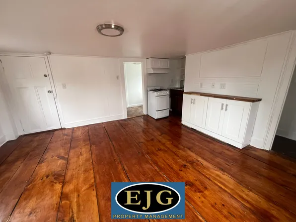 579 State St #6, Portsmouth, NH 03801