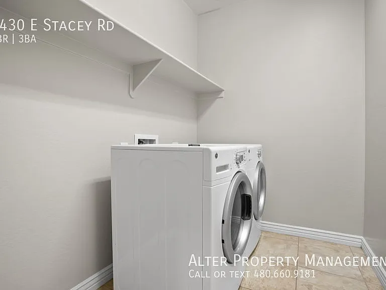 2430 E Stacey Rd — Photo 30