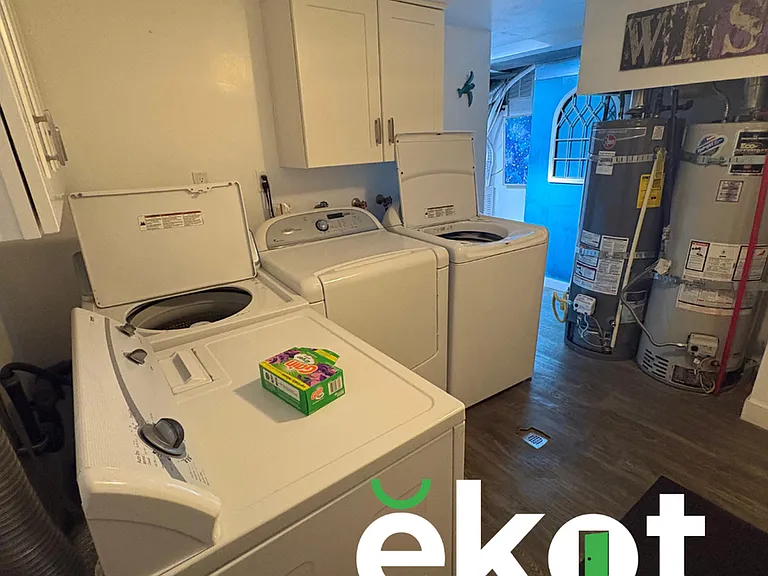 1267 W 500 S — Photo 26
