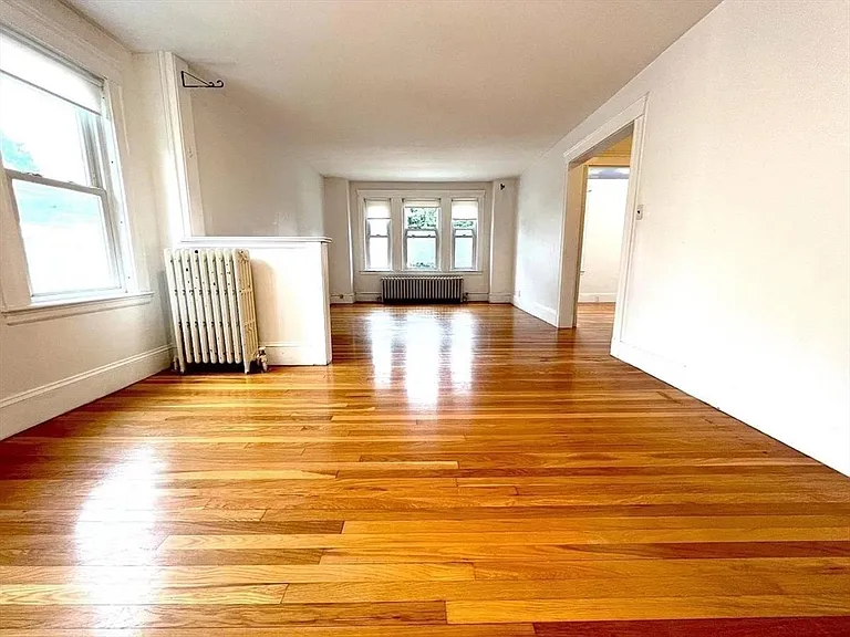 200 Maple St #2 — Photo 3