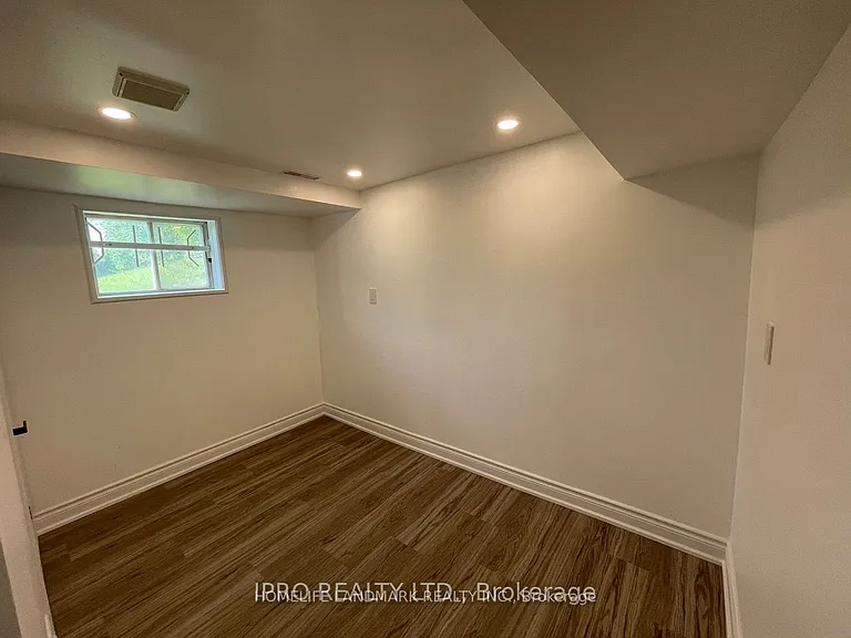 755 Botany Hill Cres #BASEMENT — Photo 10