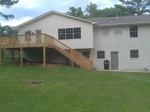 3rd image of 820 Worchester Ct