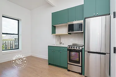 1027 Putnam Avenue, #4A