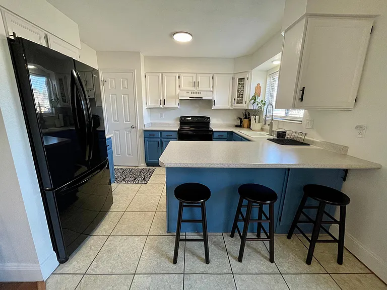 Shared Kitchen (with one other housemate)