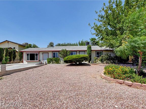 3rd image of 8053 Red Barn Dr