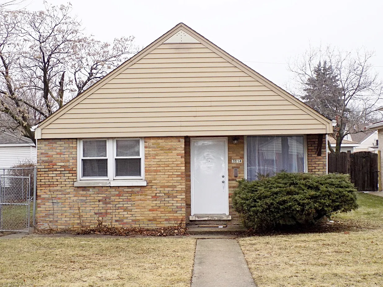 3214 George St photo 1