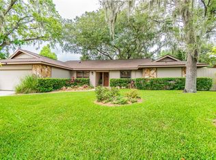 2410 Stonehill Ave, Valrico, FL 33594