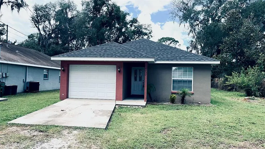 3 bed, 2.0 bath, 1439 sqft, $2,050 — Photo 4