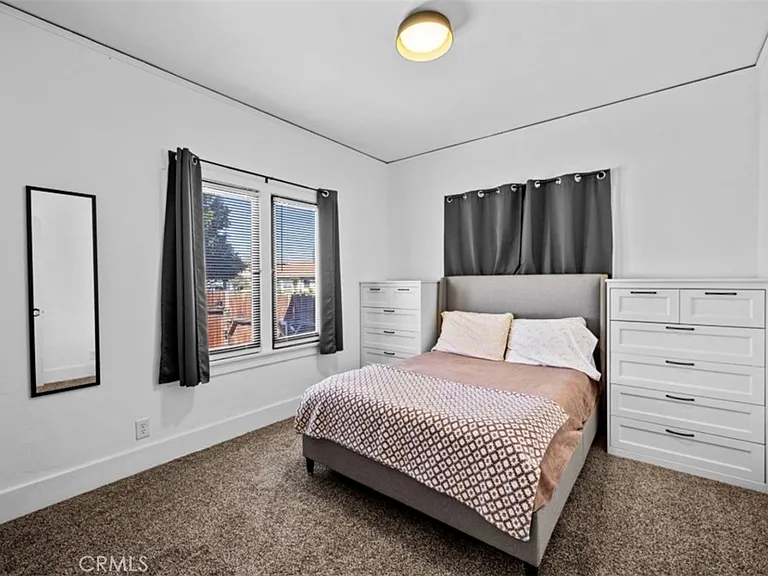 529 E Latham Ave — Photo 8