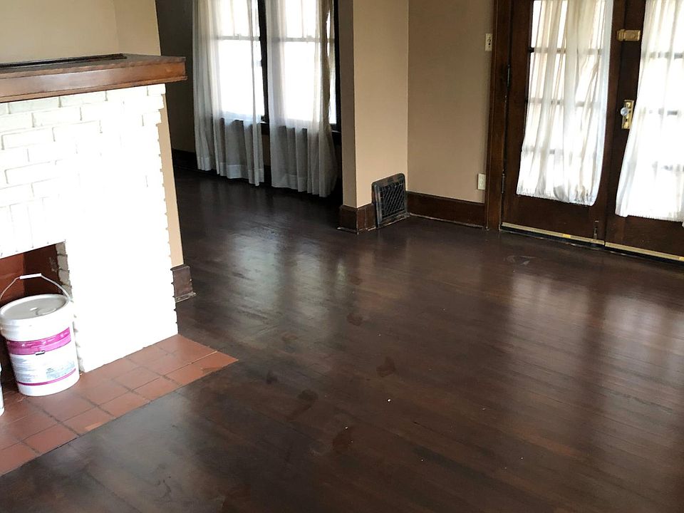 1st image of 42 Melbourne Ave