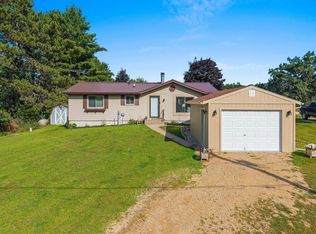 N1388 Blue Heron Trl, Keshena, WI 54135