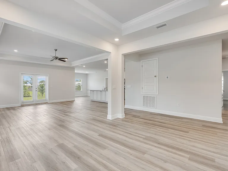 30520 Willie Dr — Photo 7