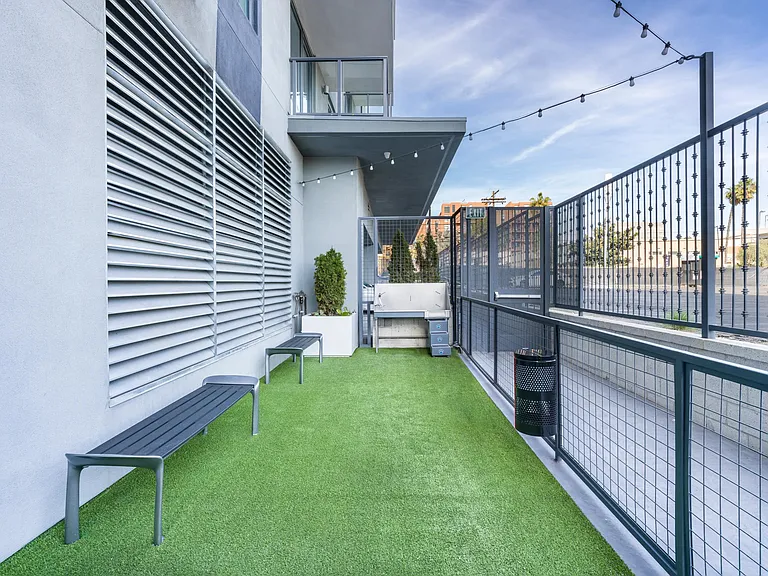 The pet-friendly community includes a pet spa, ensuring a convenient and enjoyable experience for pet owners.