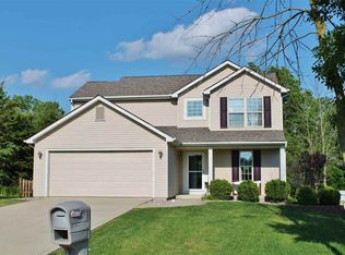212 Lindenwood Dr, Bluffton, IN 46714