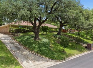 1209 Southwood Dr, Woodway, TX 76712