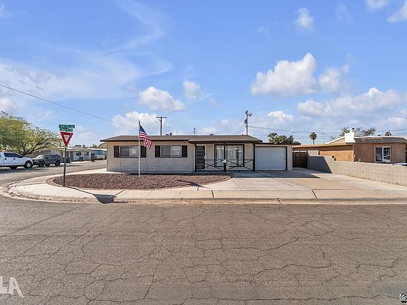 3rd image of 1363 E 25th Pl