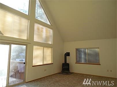 4th image of 491 E Balmoral Way