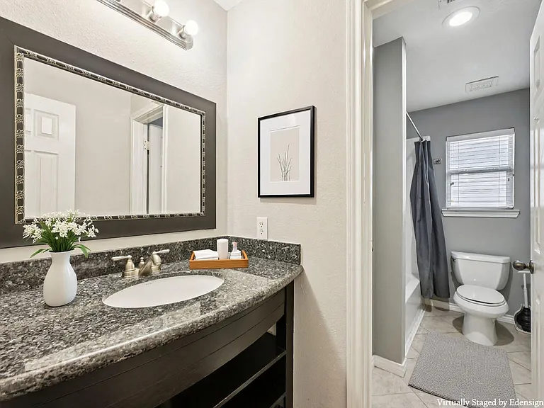 1405 Bailey St — Photo 22