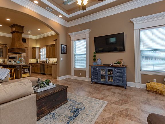 4th image of 502 Saint Girons Dr