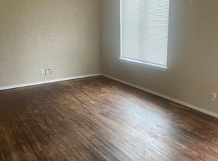 3718 Decker Dr, Moore, OK 73160