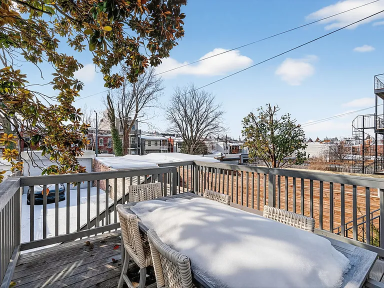 32 Adams St NW — Photo 51