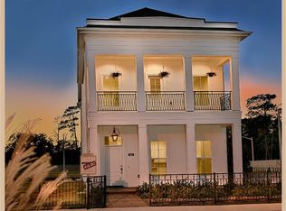 206 Green Blvd, Shenandoah, TX 77384