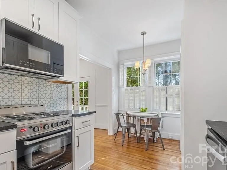 118 Altondale Ave #3 — Photo 6