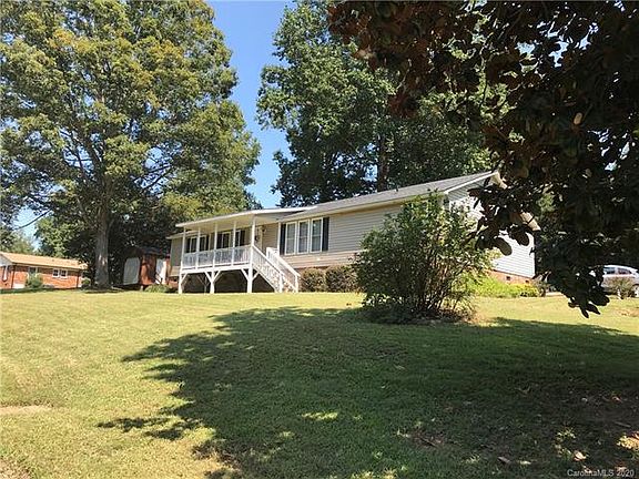 2nd image of 4452 Coachwood Ln
