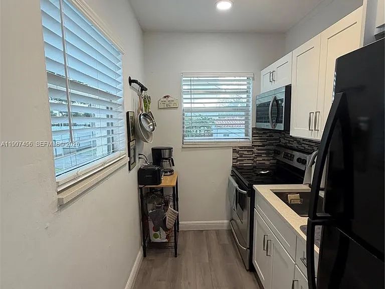 2160 SW 17th St #2162 — Photo 10