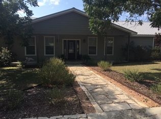 307 East St, Comfort, TX 78013