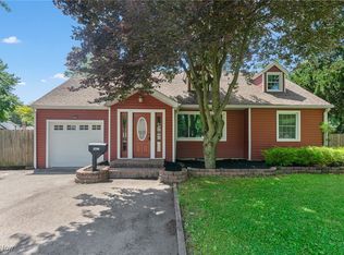 3206 Hermosa Dr, Youngstown, OH