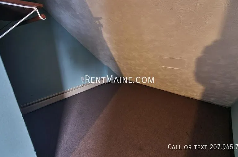 90 Clinton Ave #3 — Photo 8