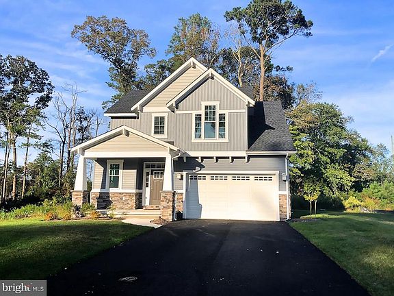 2nd image of 37356 Woods Run Cir