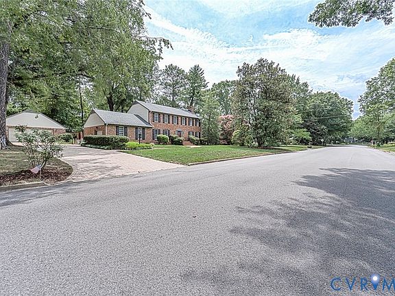 4th image of 1605 Harborough Rd