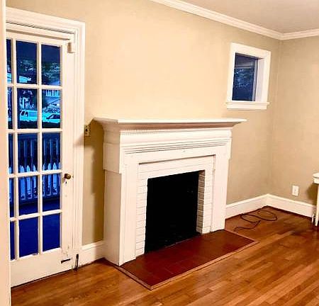 5th image of 5924 Kensington Ave