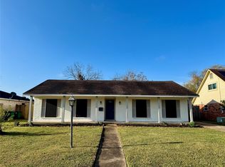 11010 Sageburrow Dr, Houston, TX 77089