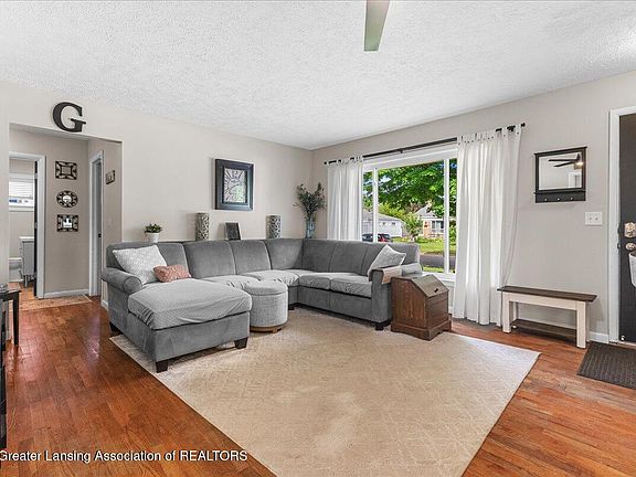 5th image of 1121 Boynton Dr