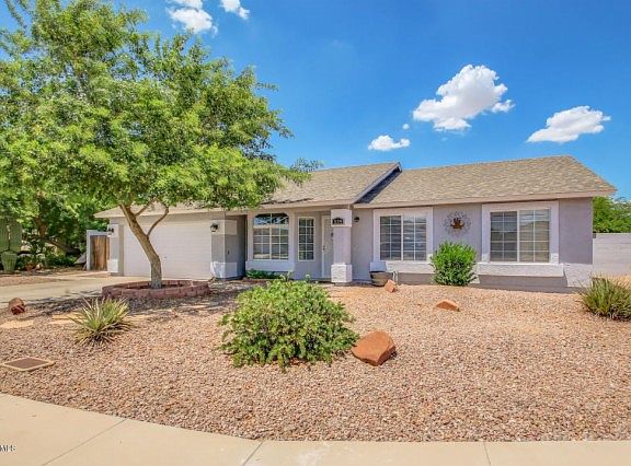 2nd image of 539 N Bailey Cir