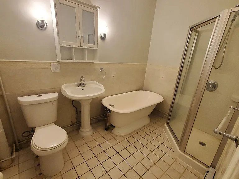 41 Harmon St #1-4 — Photo 8