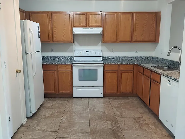 15771 W Evans Dr — Photo 8